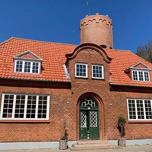 Ferie I -huset Med Den Gronne Dor Apartment